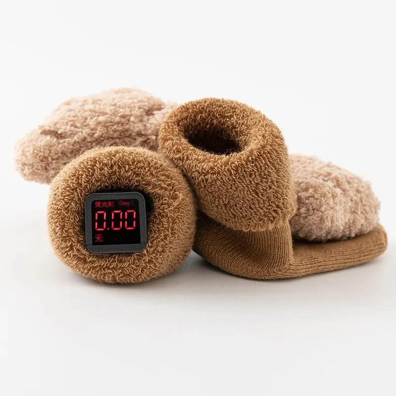 Moda outono e inverno simples  - Unisex Baby Socks Non Slip avaliação e preço